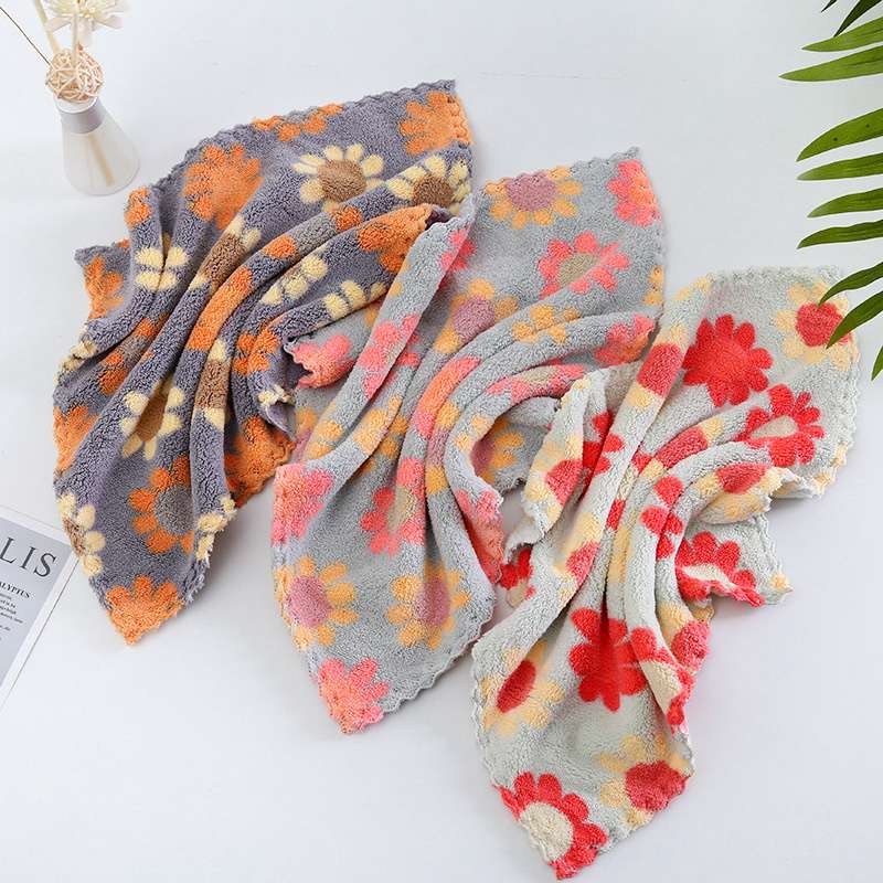 Factory in Stock Coral Fleece Square Towel Soft Absorbent Hand Towel Small Handkerchief Household Small Square Towel Kitchen Rag