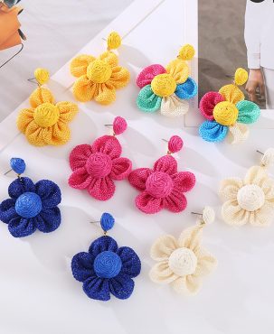 Cute Flowers Stud Earrings Raffia Hand-Woven Earrings Women's Holiday Wedding