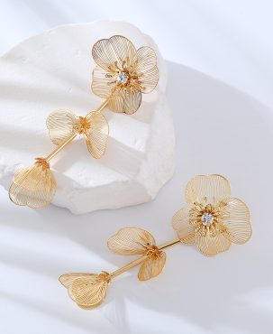 Fashion Multi-Layer Patch Earrings Light Luxury Long Metal Flower Exaggerated Earrings Diamond-Embedded