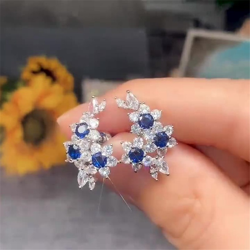 Gorgeous Cubic Zirconia Flower 925 Silver Stud Earrings for Women Jewelry A Pair - 图片 3