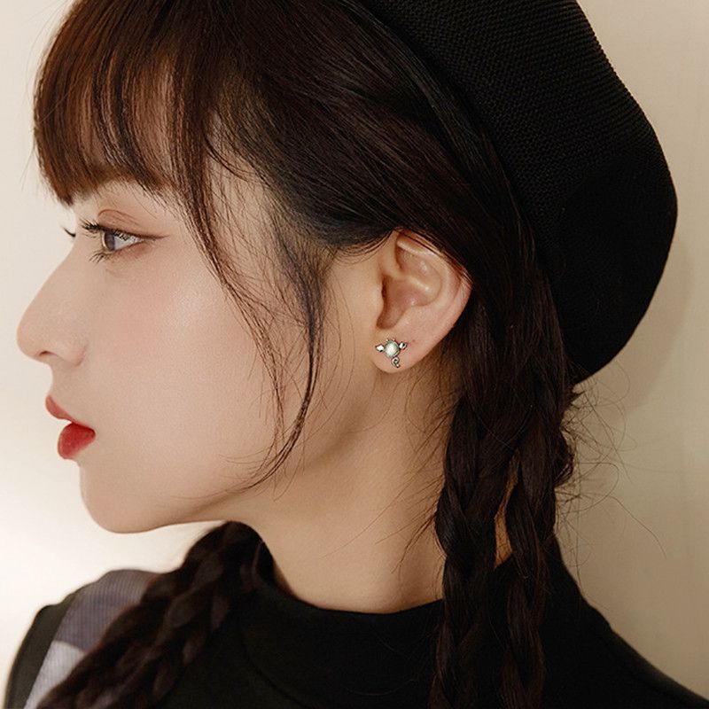 Trendy INS Angels and Demons Feminia Sleek Earring S925 Minimalist Inlaid Earrings Hot Sale Personalized Bella Anniversary Gift - Image 4