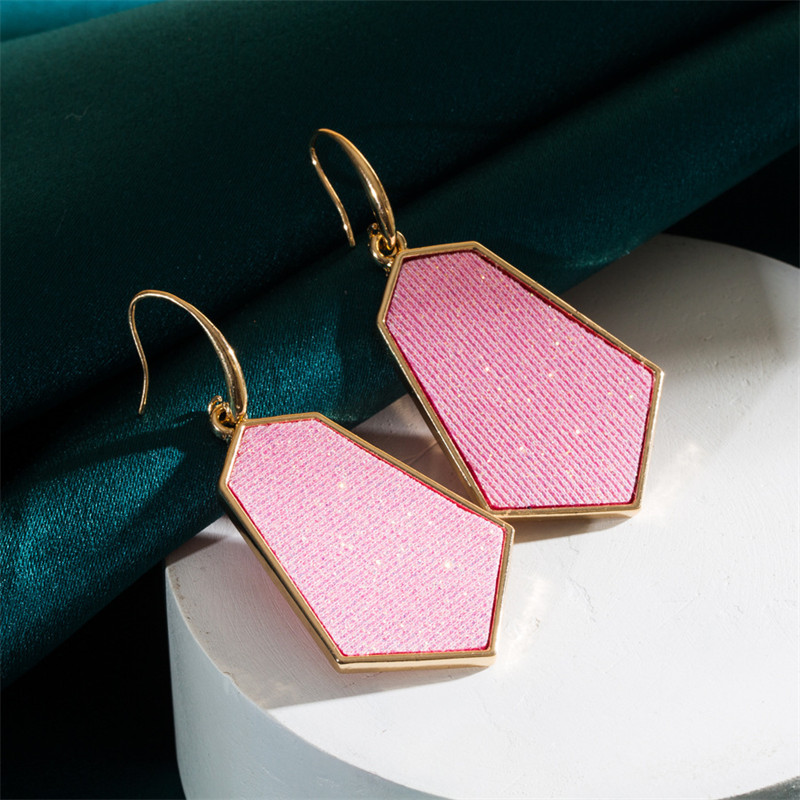 Leather Alloy Rhombus Super Flash Leather Graceful Earrings Trendy Exaggerated Fashion - 图片 7