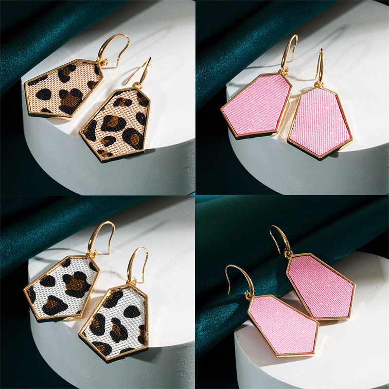 Leather Alloy Rhombus Super Flash Leather Graceful Earrings Trendy Exaggerated Fashion - 图片 14