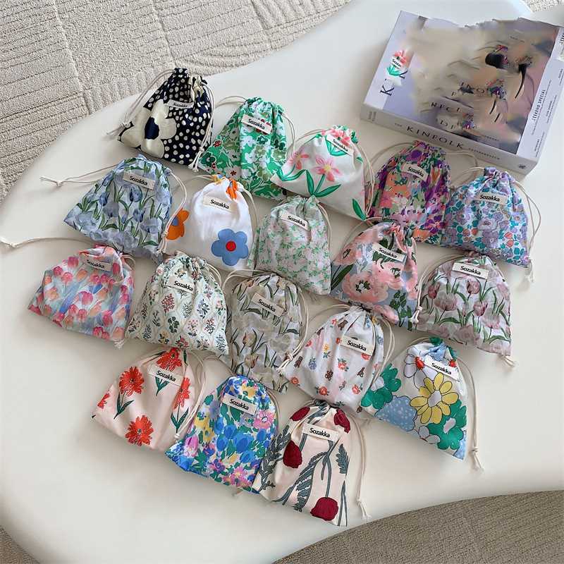 Kawaii Floral Travel Portable Coin Purse Cosmetic Lipstick Storage Bag Women Makeup Handbags Wallet Organizer Small Pouch Bags - 图片 24