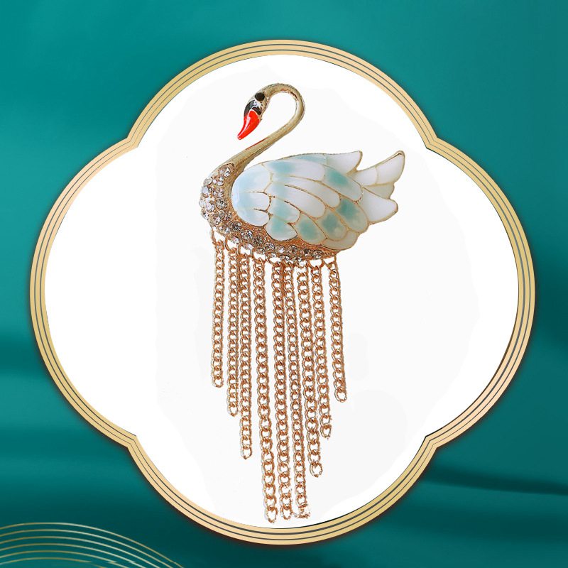 Chinese style swan tassel brooch, elegant animal brooch, new enamel suit jacket, brooch accessories