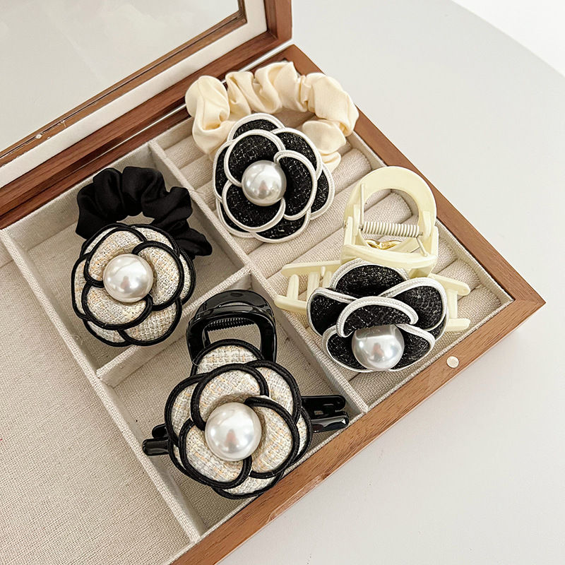 Pearl Camellia Hair Band Retro Classic Style Hair Accessories Barrettes Grip Shark Clip Headdress Fashion - 图片 4