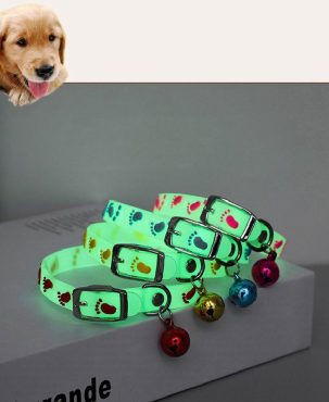 Silicone Pet Glowing Bells Collars Glow Light Blinking Dog Cat Necklace Pets Buckles Light Night Safety Pet Accessories Puppy