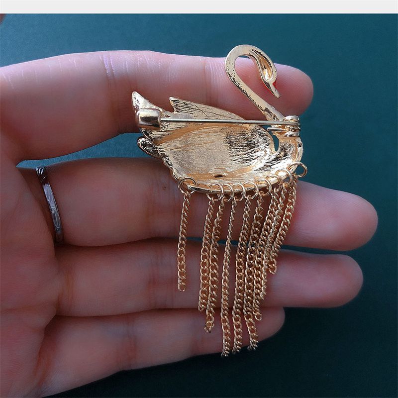 Chinese style swan tassel brooch, elegant animal brooch, new enamel suit jacket, brooch accessories - Image 6