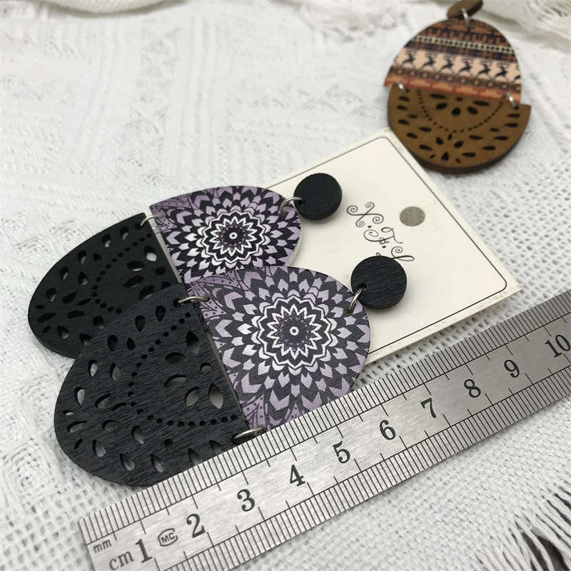 European and American Retro Wooden Dangle Earrings Printed Hollow Jewelry Earrings - 图片 4