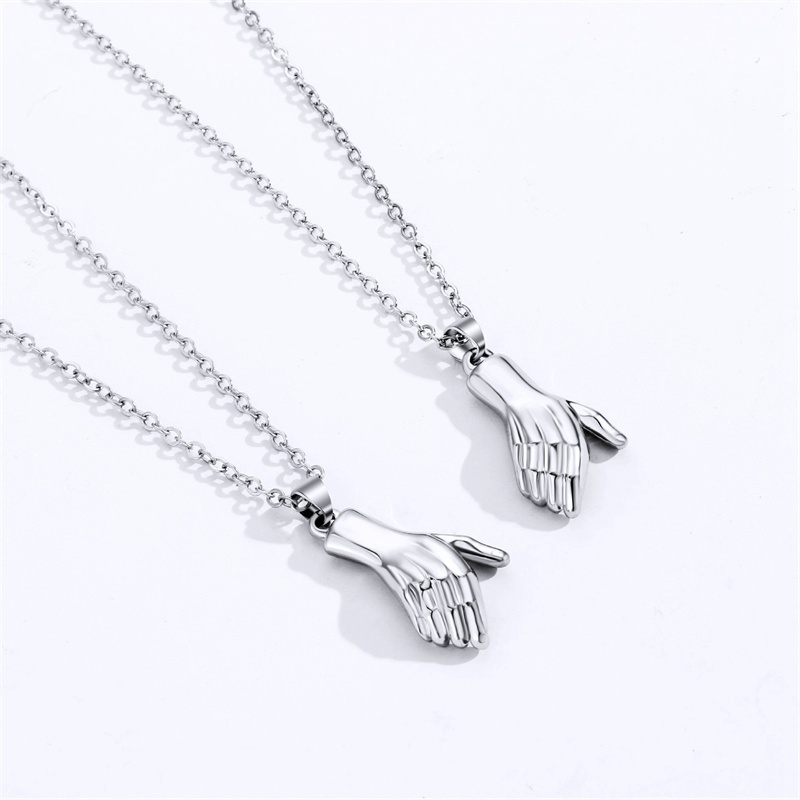 2Pcs Hold Hands Magnetic Couple Necklace Lovers Hand in Hand Pendant Necklace for Women Men Fashion Jewelry Gift 2024 Trend - 图片 3