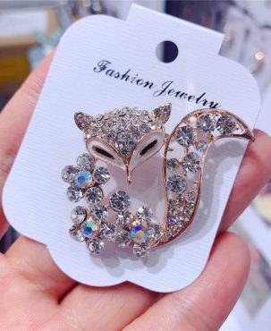 Simple Fashion Fox Corsage Sweater Coat Accessories Brooch For Women Animal Party Wedding Brooches Pins