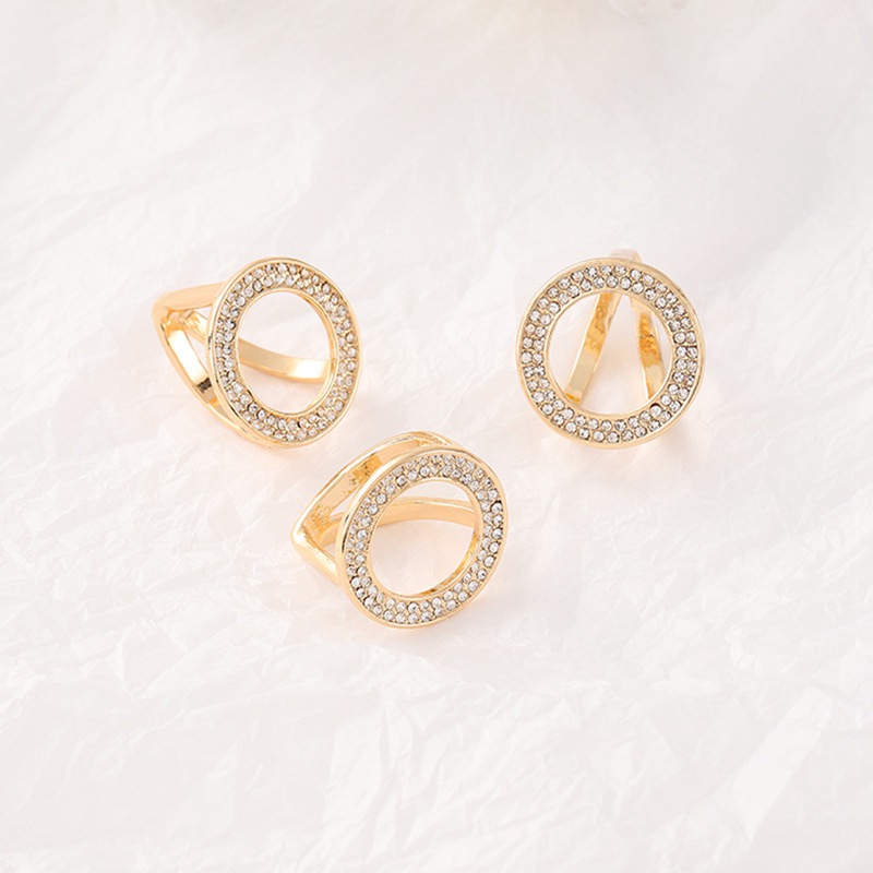 Simplicity Round Scarf Buckle Hollow Rhinestone Brooches Fashion Crystal Holder Silk Shawl Buckle Ring Scarf Jewelry Gift - 图片 3