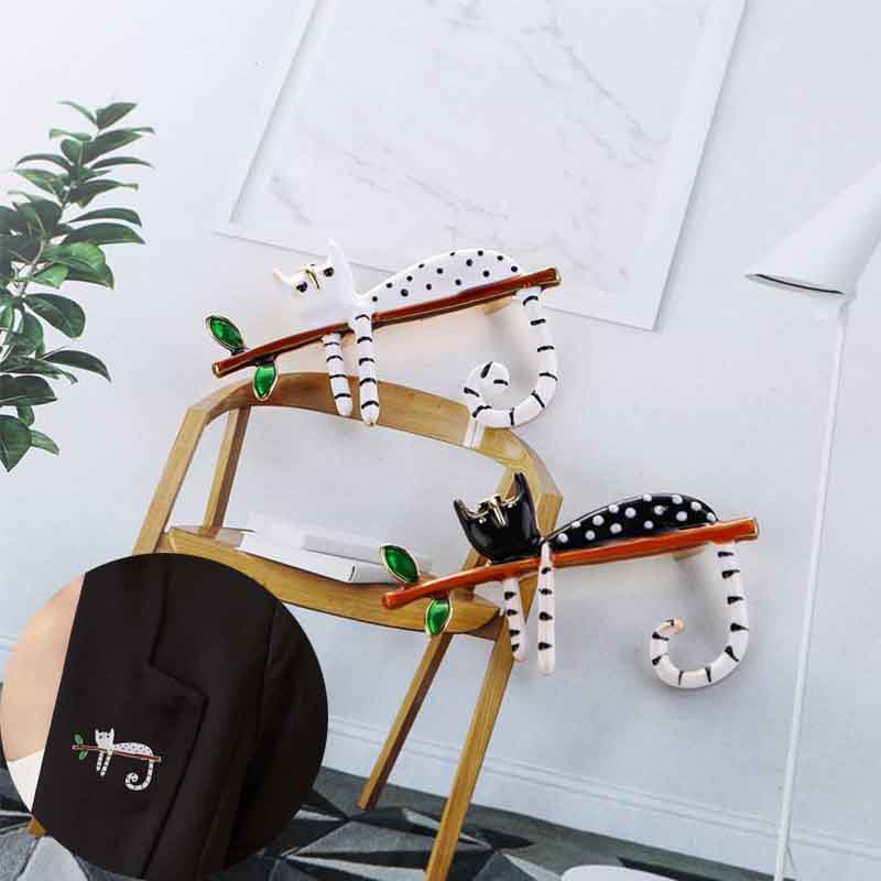 Lazy Cat Sitting On The Tree Brooches For Women And Men Bouquet Pin New Fashion Jewelry - Image 9