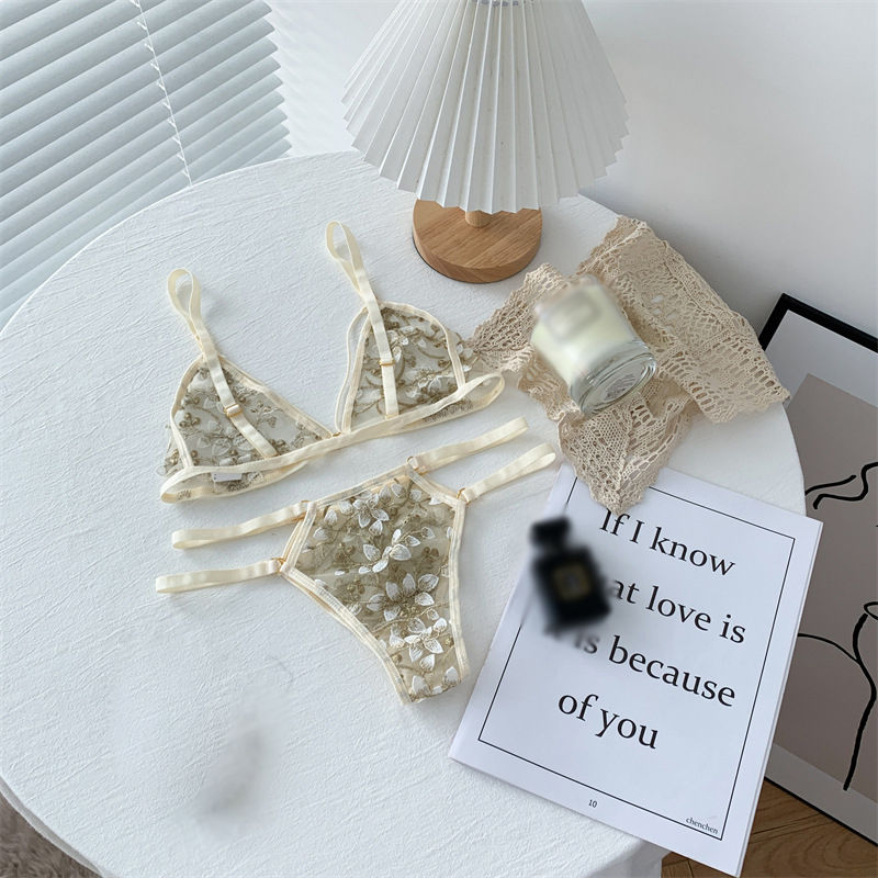 Sexy Three-Point Three-Dimensional Embroidery Flower Bra Panties Set Sexy Lingerie - Image 7