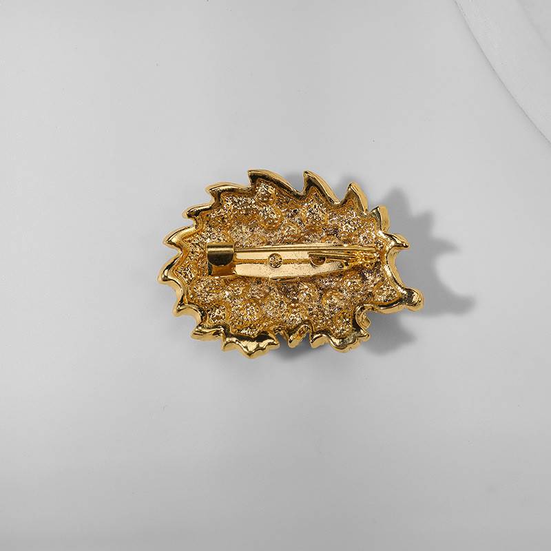Cute Hedgehog Brooch Fashion Daisy Brooches For Women Animal Jewelry Funny Winter Design - Image 5