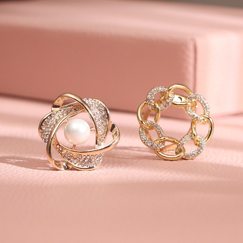 Simplicity Round Scarf Buckle Hollow Rhinestone Brooches Fashion Crystal Holder Silk Shawl Buckle Ring Scarf Jewelry Gift - 图片 6