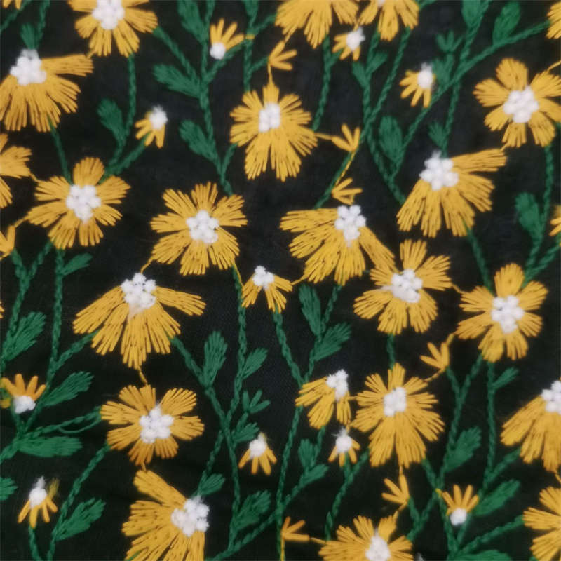 Ramie Cotton Embroidered Cloth Little Daisy Embroidery Handmade Fashion Fabric - 图片 6