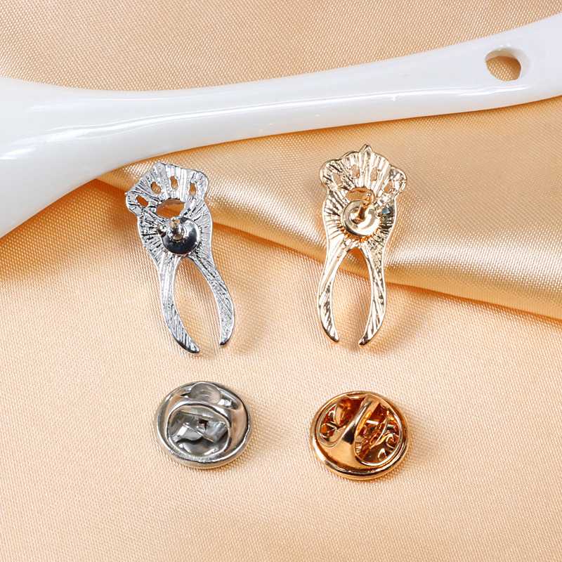 Fashion Tooth Brooches for Women Dress Lapel Pin with Crystal Crown Gold Sliver Teeth Dentist Jewelry Button Badges Kids Gifts - Image 4