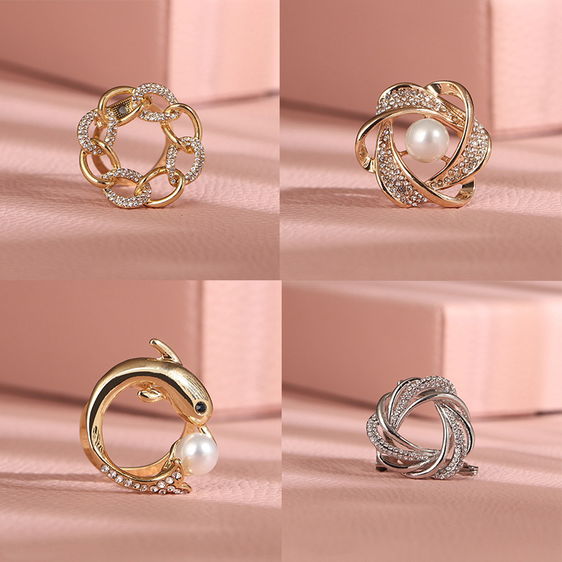 Simplicity Round Scarf Buckle Hollow Rhinestone Brooches Fashion Crystal Holder Silk Shawl Buckle Ring Scarf Jewelry Gift - 图片 10