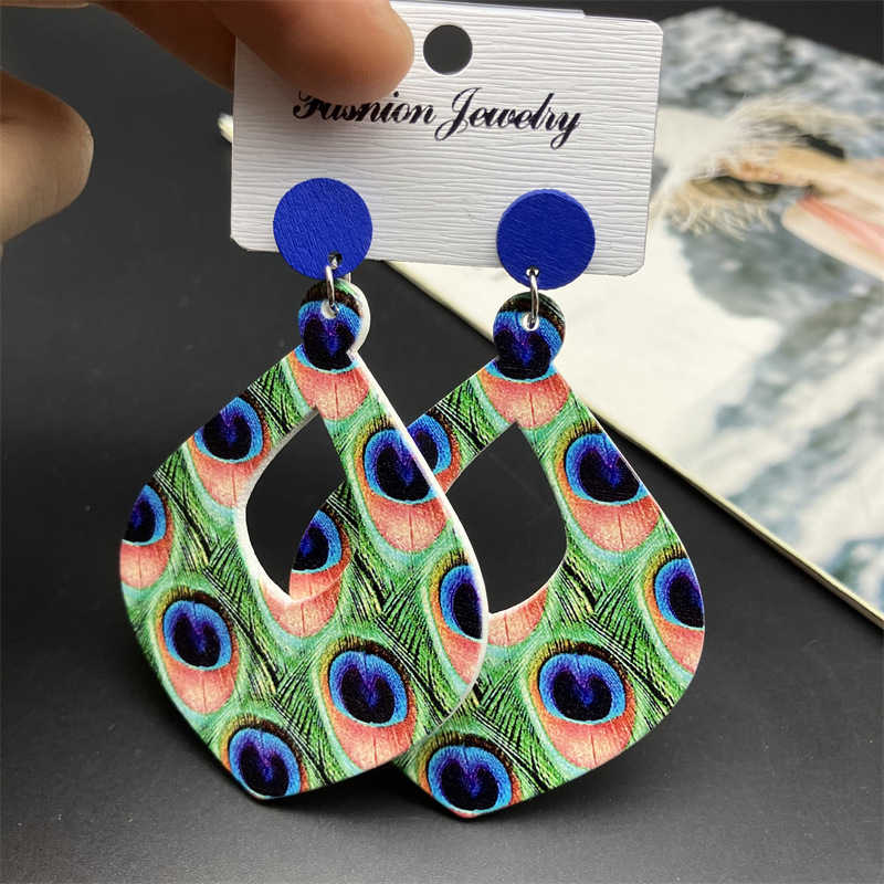 Bohemian Retro Ethnic Style Peacock Feather Long Earrings Wooden Earrings - 图片 14