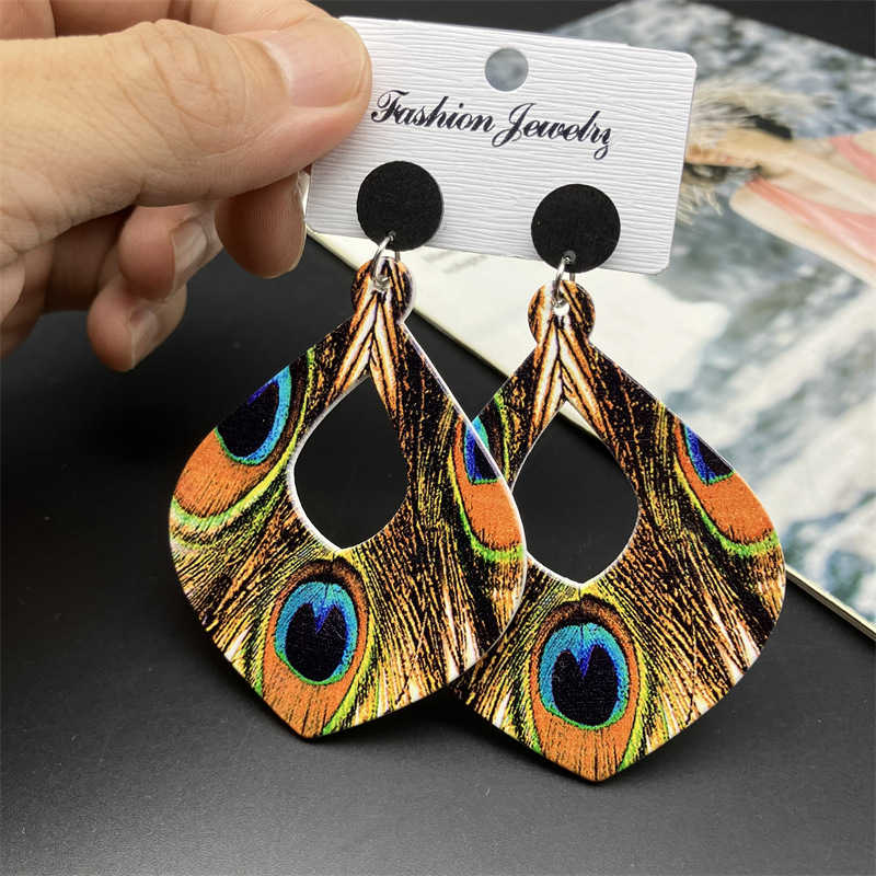 Bohemian Retro Ethnic Style Peacock Feather Long Earrings Wooden Earrings - 图片 15