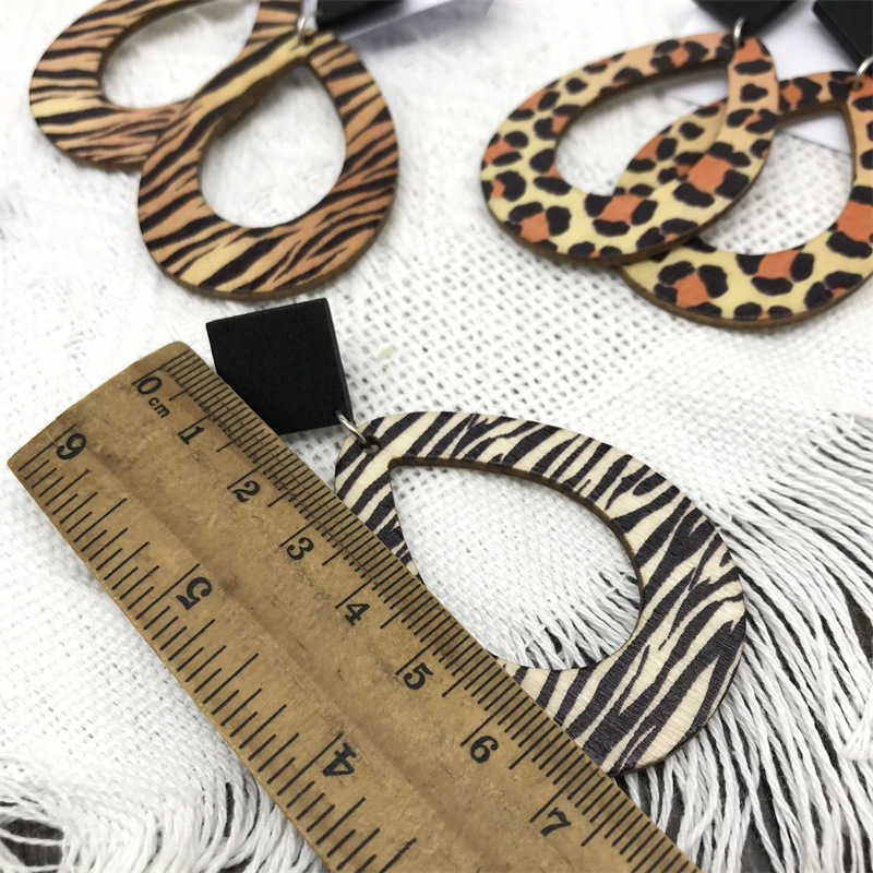 Leopard Zebra Pattern Raindrops Dangle Earrings Wooden Vintage Bohemian Style Earrings - 图片 3