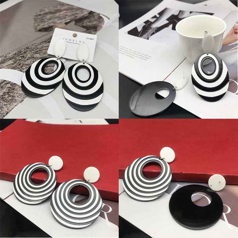 Black and White Contrast Color Oval Dangle Earrings Versatile Vacation Beach Big Earrings - 图片 13